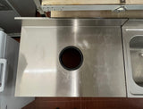 Tavolo aperto con foro in acciaio Inox